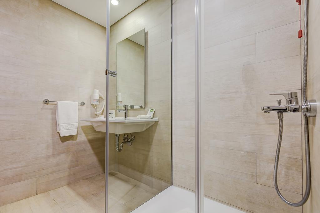 Bostancı Ataşehir Otel 3*